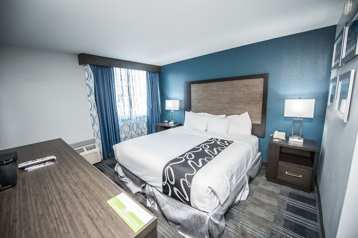 Room 54 of 61