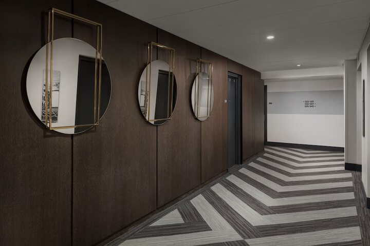 Ballroom/Hall 49 of 56