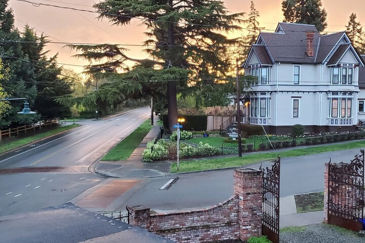 The Adams Pragge House
