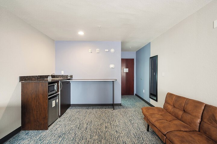 Garner Hotel Gonzales by IHG