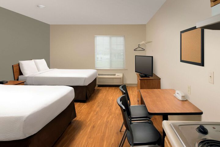 Room 12 of 18