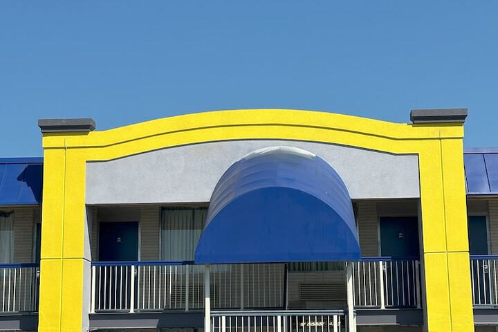 Days Inn by Wyndham Salina South