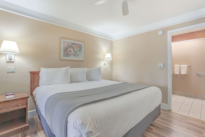 Room 32 of 55