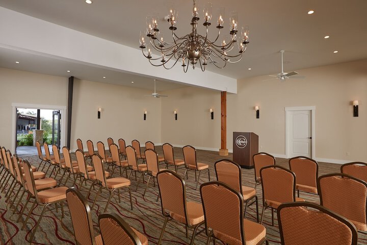 Carter Creek Winery Resort & Spa