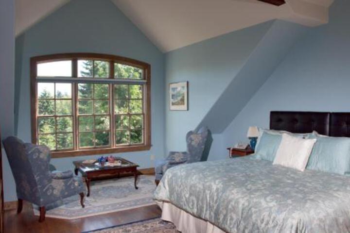 Hideaway Lodge Bed & Breakfast