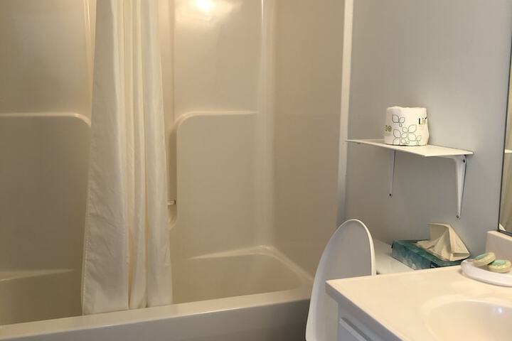 Room 16 of 53