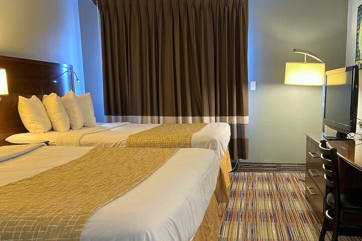 Room 18 of 33