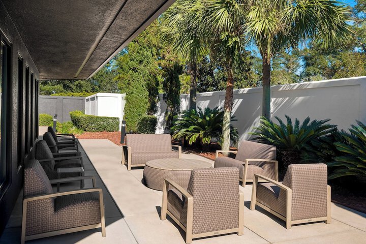 Terrace/Patio 39 of 39