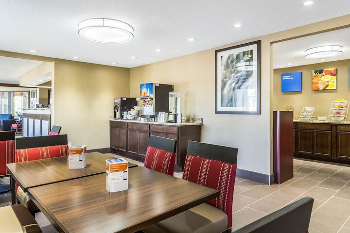 Comfort Inn Norwalk - Sandusky