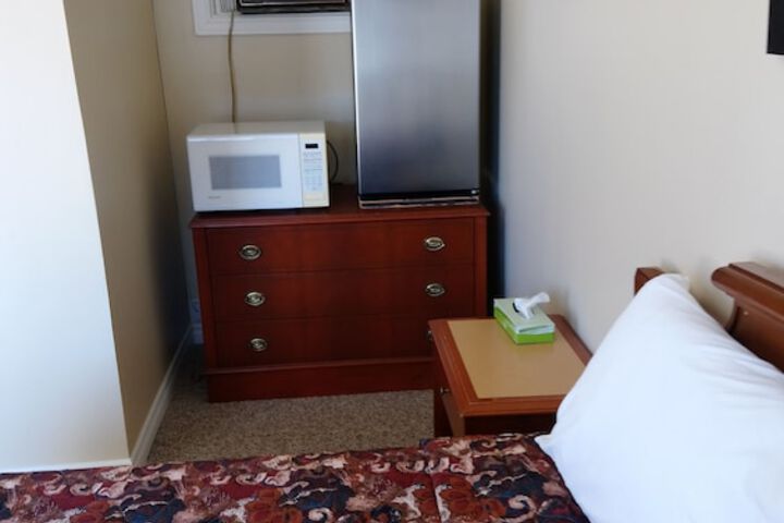 Room 43 of 57