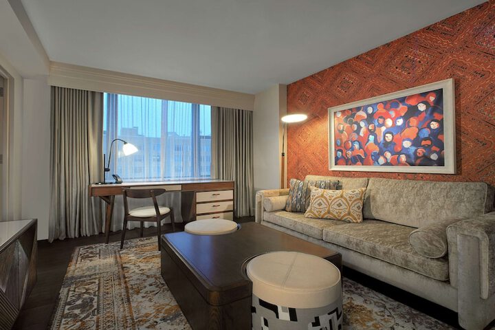 Room 54 of 92