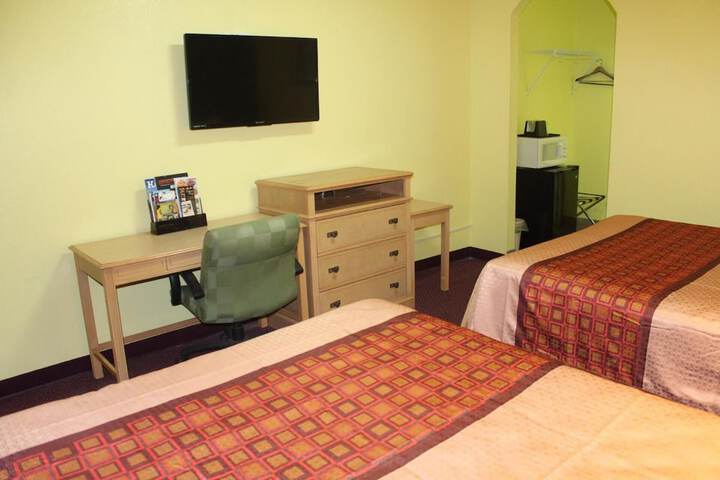 Room 40 of 51