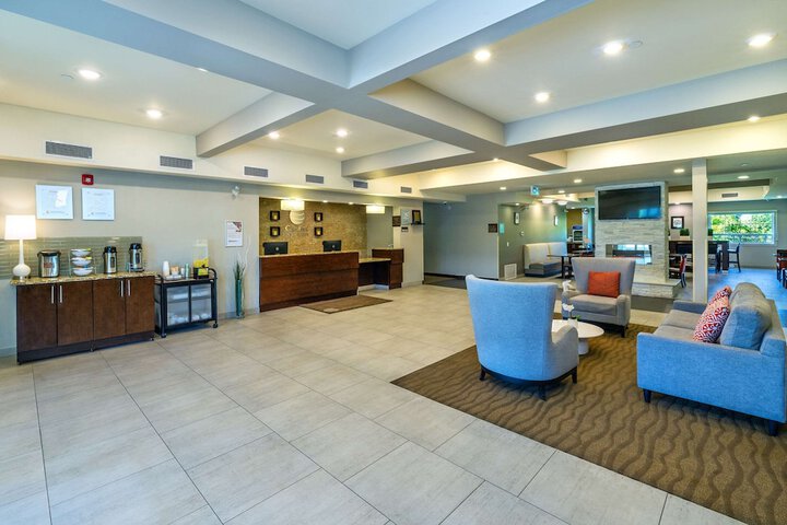 Comfort Inn & Suites
