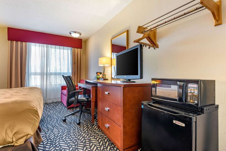 Room 19 of 35
