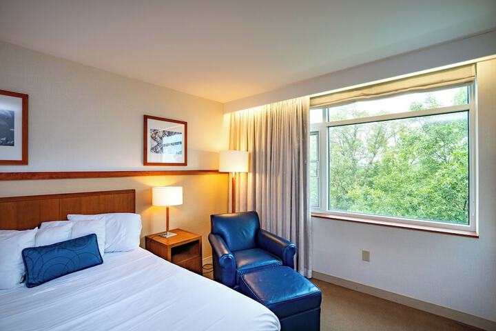Room 17 of 41