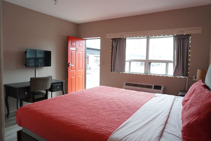 Room 9 of 24