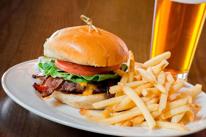 Fairfield Inn & Suites by Marriott Fair Oaks Farms