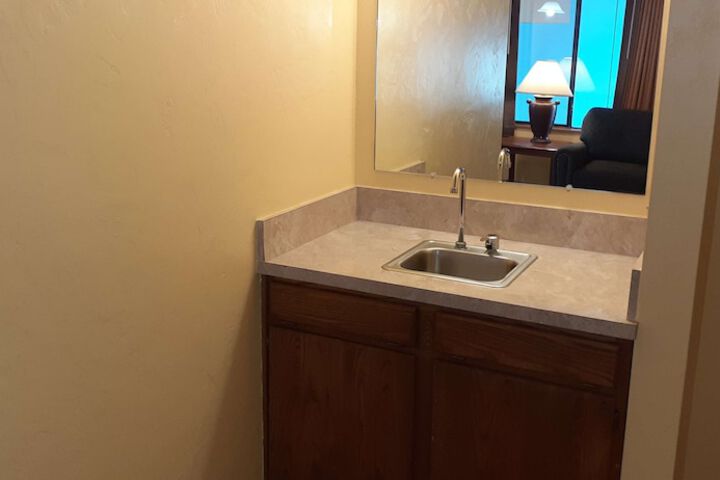 Room 15 of 35