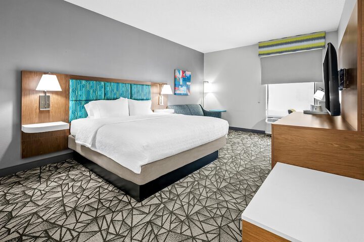 Hampton Inn Bloomington West
