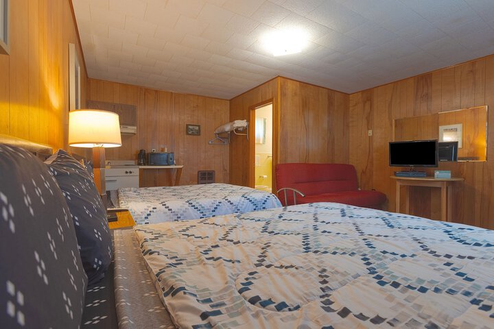 Room 38 of 62