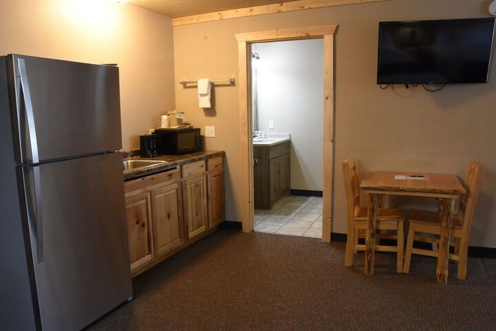 Woodside Dells Hotel & Suites