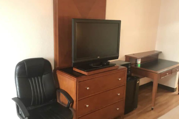 Room 26 of 46