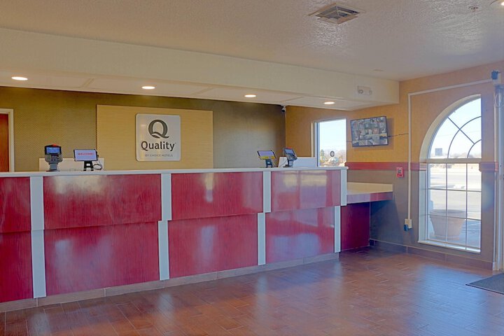 Quality Inn & Suites Roswell North