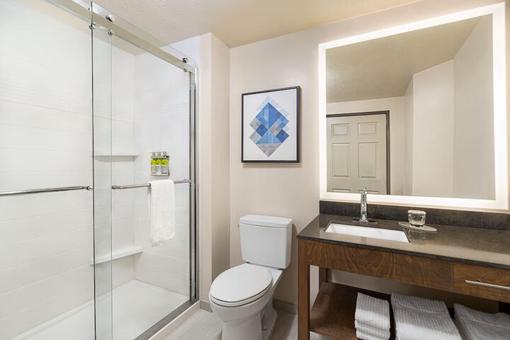 Room 15 of 34