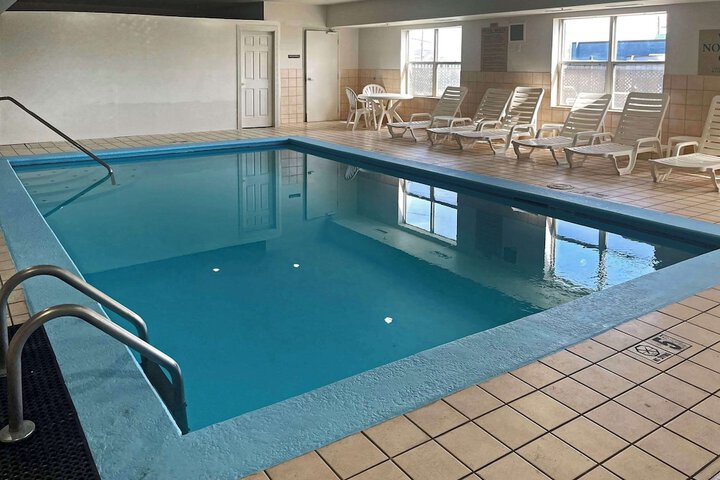 Pool 6 of 33