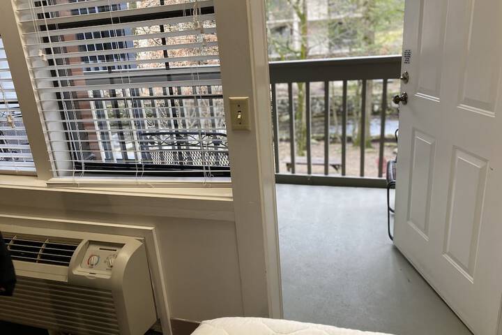 Room 74 of 113