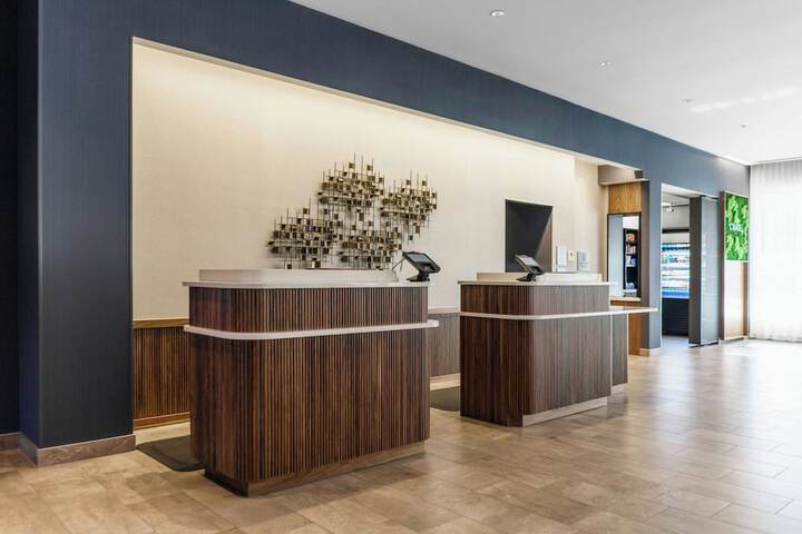 Courtyard by Marriott Indianapolis Fishers