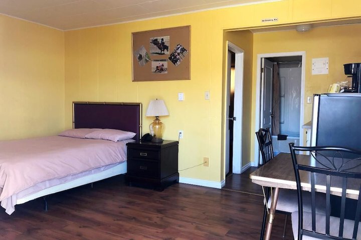 Room 31 of 32