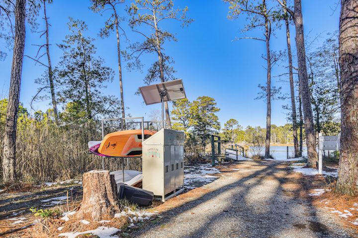 Walk to Beach: Home w / Pool Access in White Stone