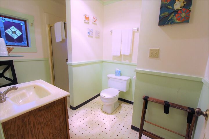 Room 49 of 287