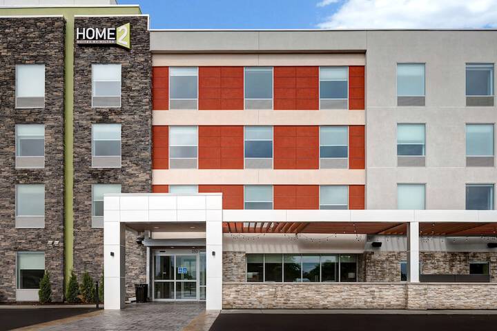 Hotel 2 of 48