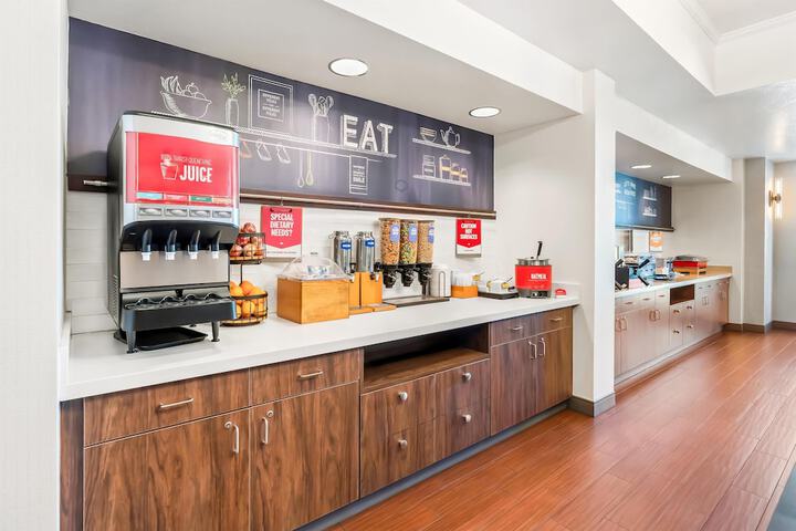 Hampton Inn & Suites Lathrop