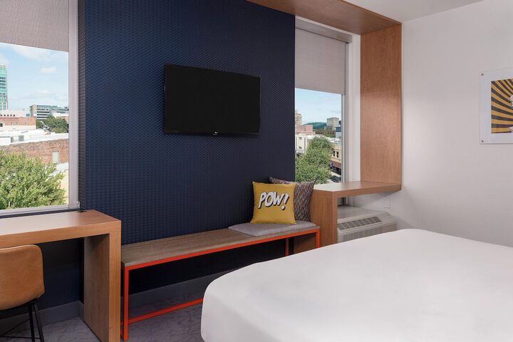 Room 41 of 74