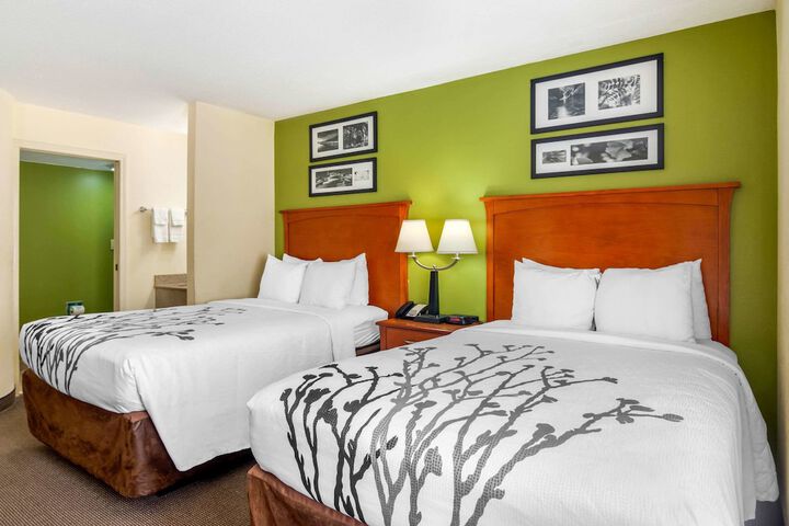 Room 14 of 31