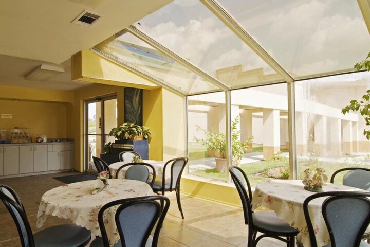 AMERICAS BEST VALUE INN-DILLON