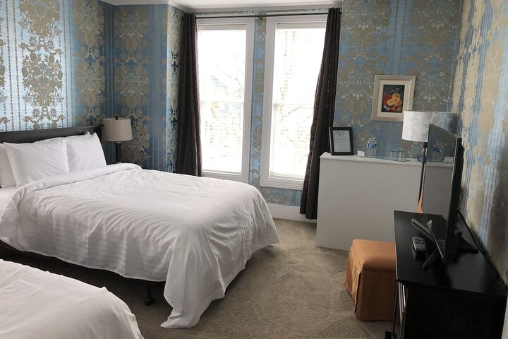 Room 6 of 49