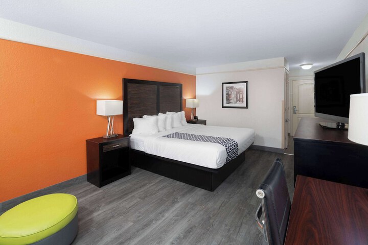 La Quinta Inn & Suites by Wyndham Prattville