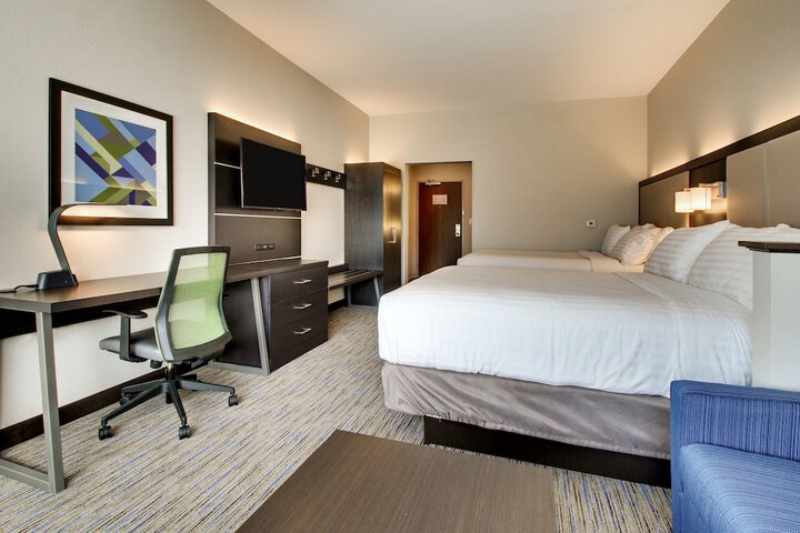 Holiday Inn Express & Suites Summerville by IHG