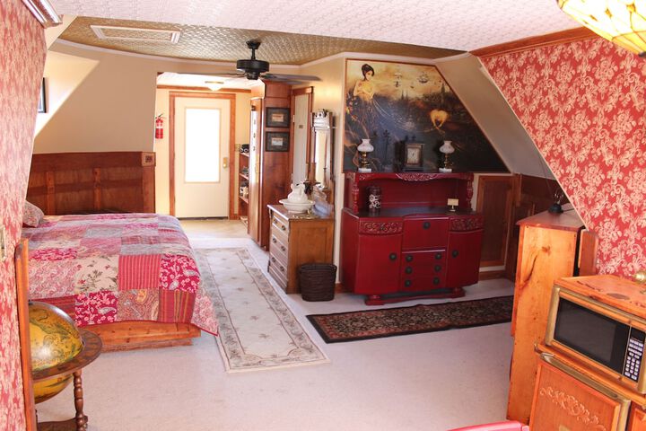Room 41 of 54