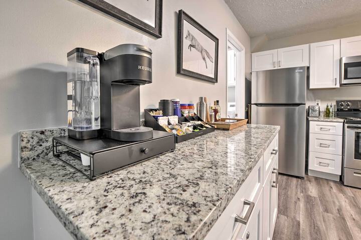 Charming Southern Pines Abode - Walk to Dtwn!