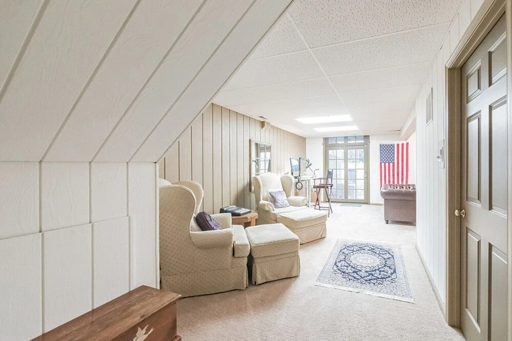 Beautiful Villa in The Heart of Historic Downtown Bel Air! 3 Bedroom Villa by Redawning