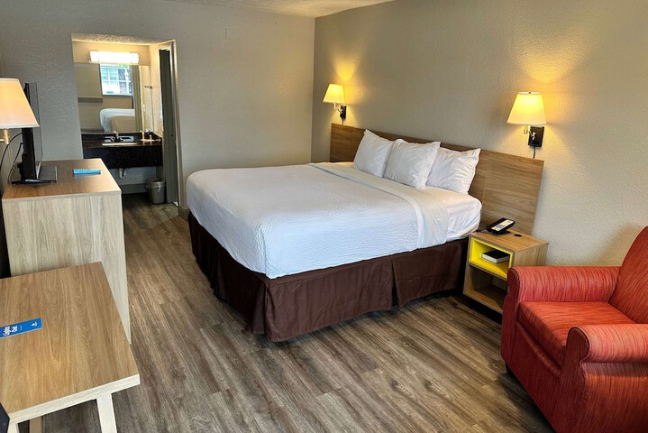 Days Inn by Wyndham St. Augustine I-95 / Outlet Mall