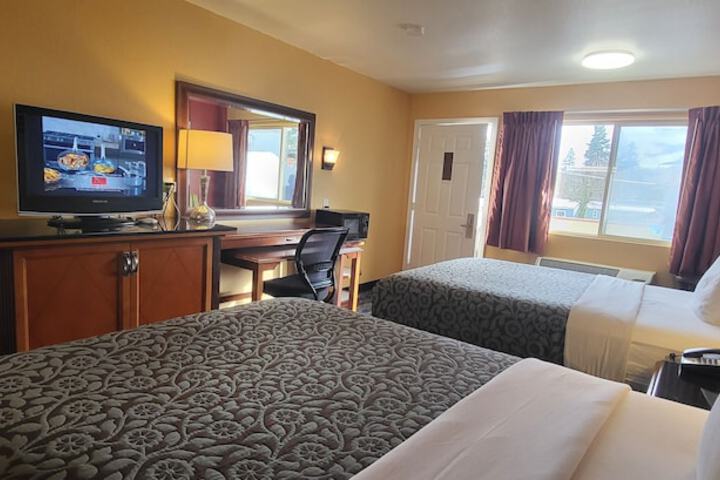 Olympic Inn & Suites