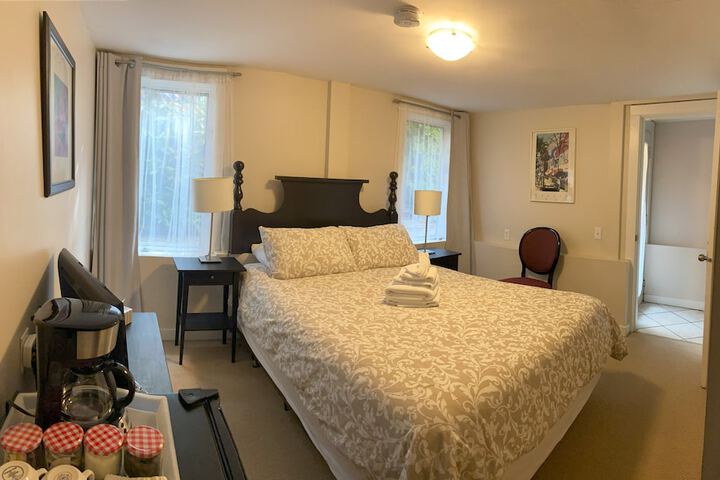 Room 13 of 43