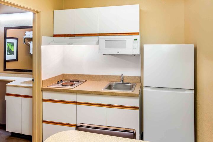 Room 10 of 41