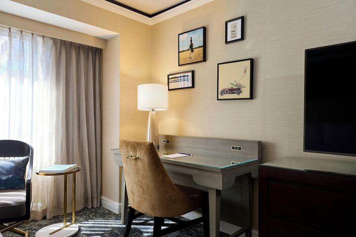 The Henry Hotel Autograph Collection